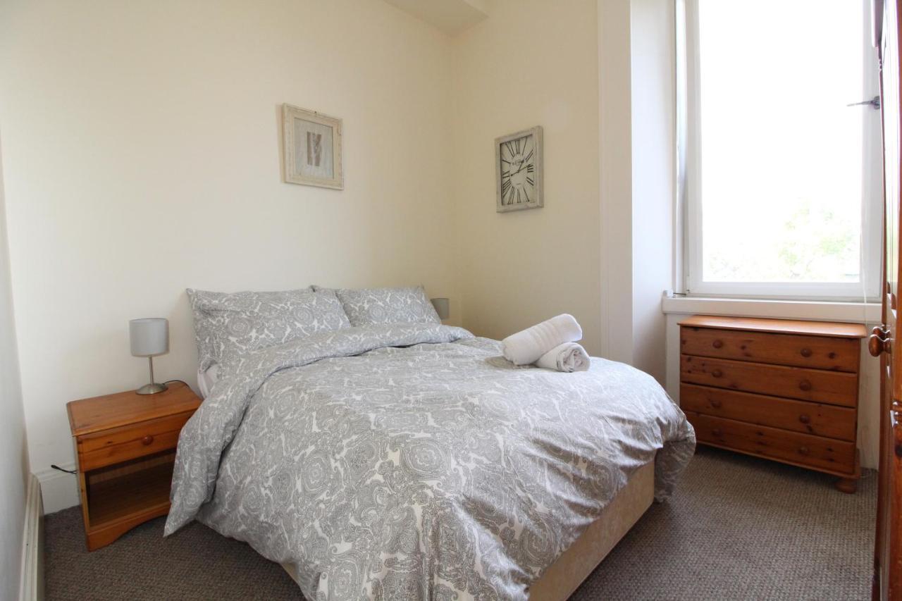 Central Two Bedroom Victorian Apartment With Free Parking Edimburgo Exterior foto